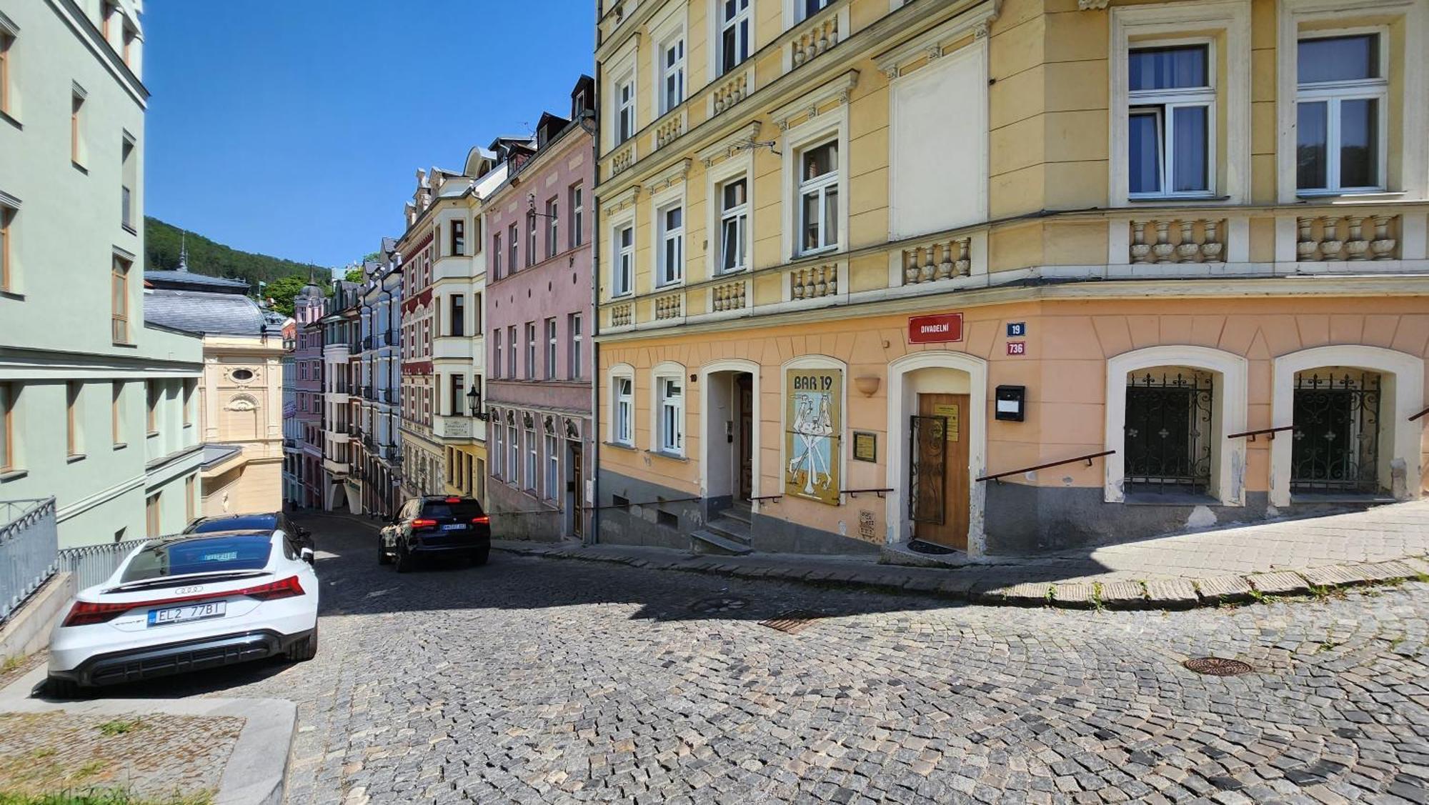 Centrum Divadelni Apartamento